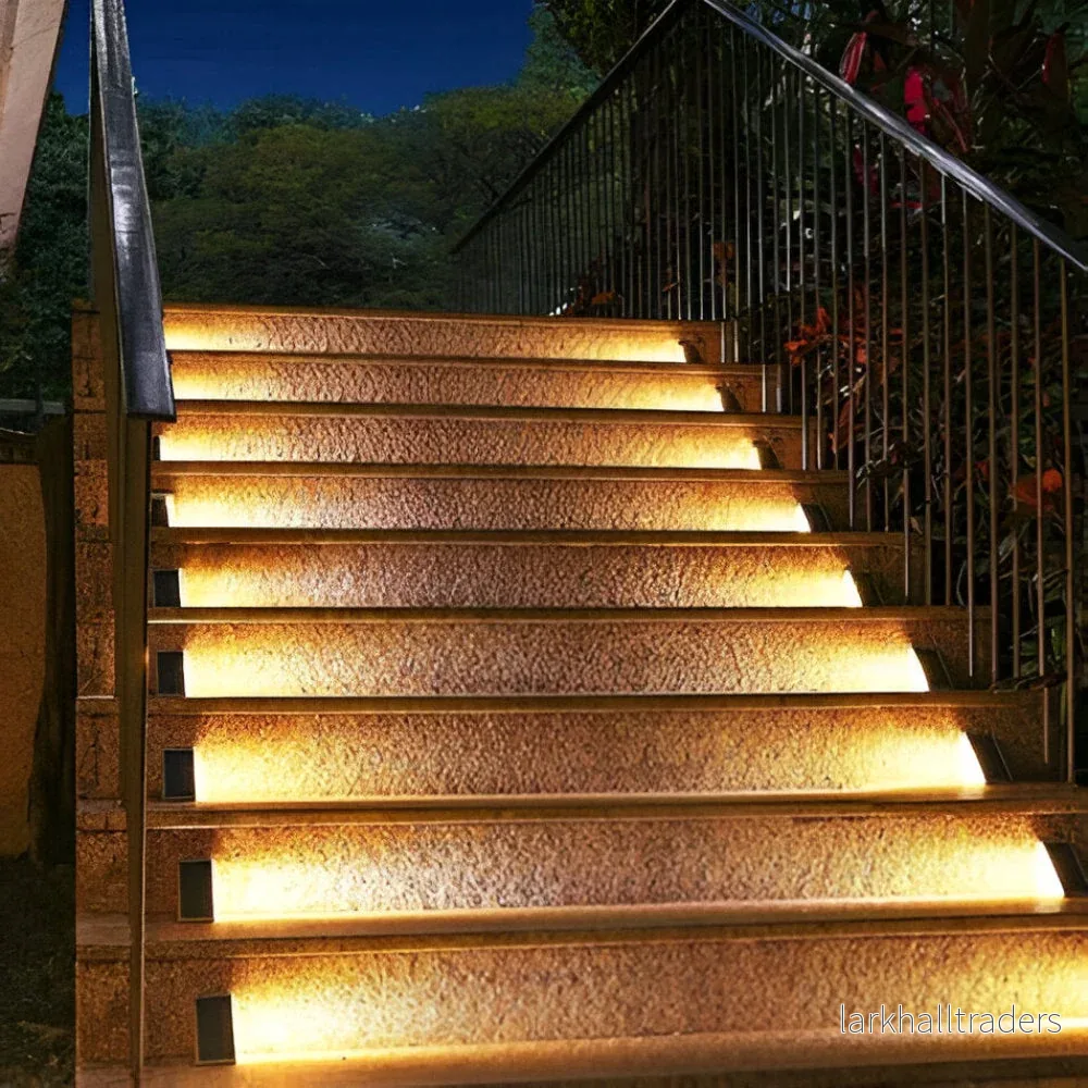 TriGlow Steps – Triangulär Solcellsbelysning för Trädgård (2/6-pack) - Bild 2