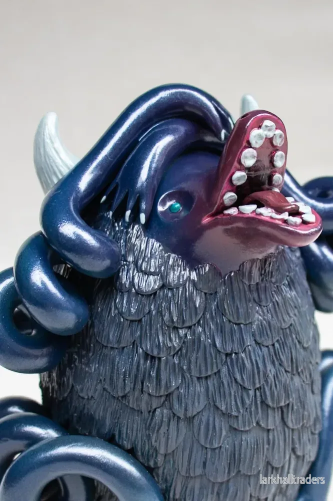 LOST TROLL Skulptur