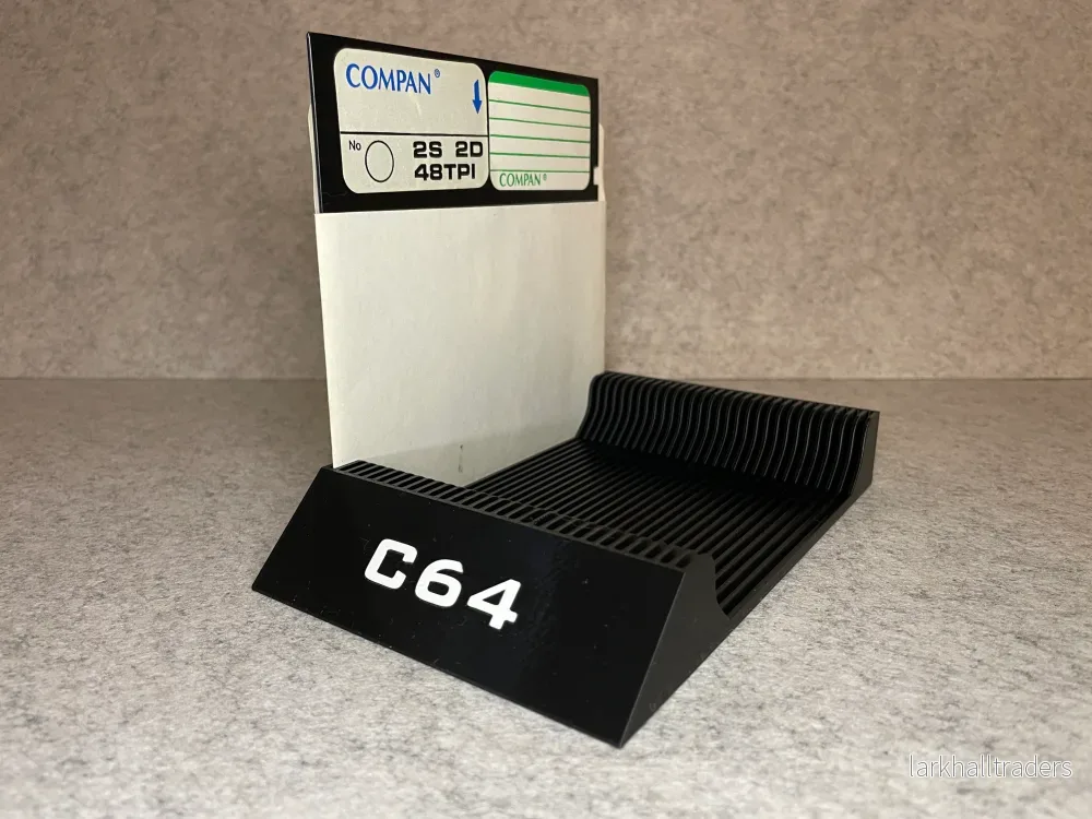 Spelställ för 30 Commodore 64-spel (5,25″ disketter) - Bild 2