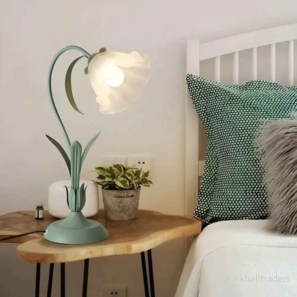 Fleur de Lumière – Bordslampa i fransk antik stil med blomsterdesign – Dekorativ lampa för sovrum & vardagsrum