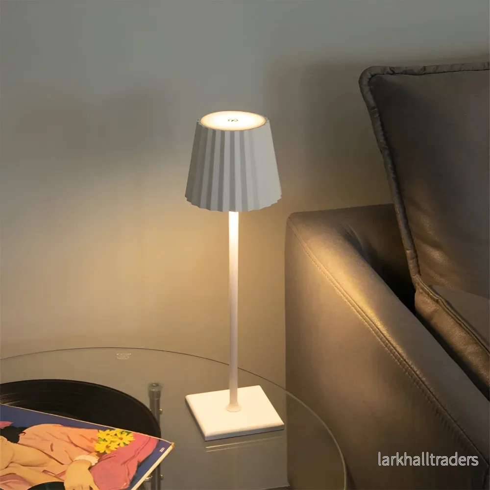 Lumié – Trådlös Dimbar Bordslampa med Uppladdningsbart Batteri och Tre Ljusstyrkor Lumié – Trådlös Dimbar Bordslampa med Uppladdningsbart Batteri och Tre Ljusstyrkor