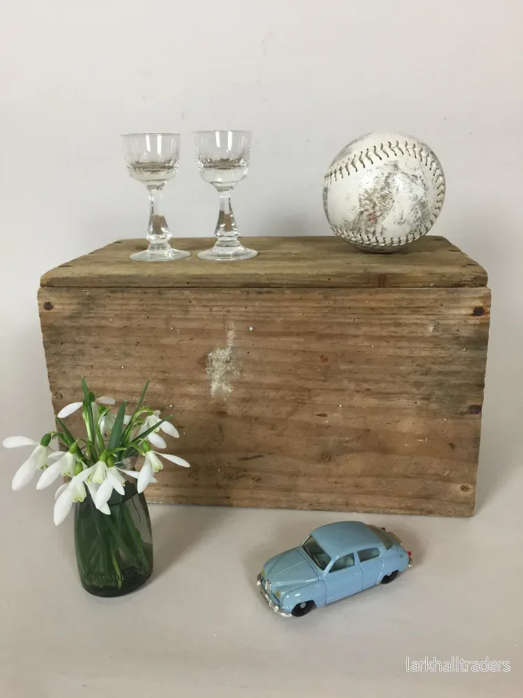 Två vackra gamla glas Två vackra gamla glas