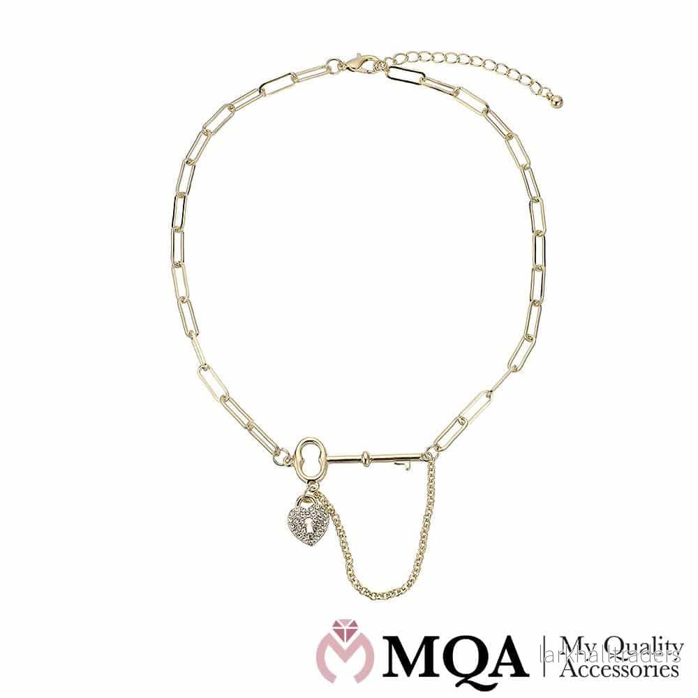Halsband guldfärgat, nyckel &lås, justerbart Halsband guldfärgat, nyckel &lås, justerbart