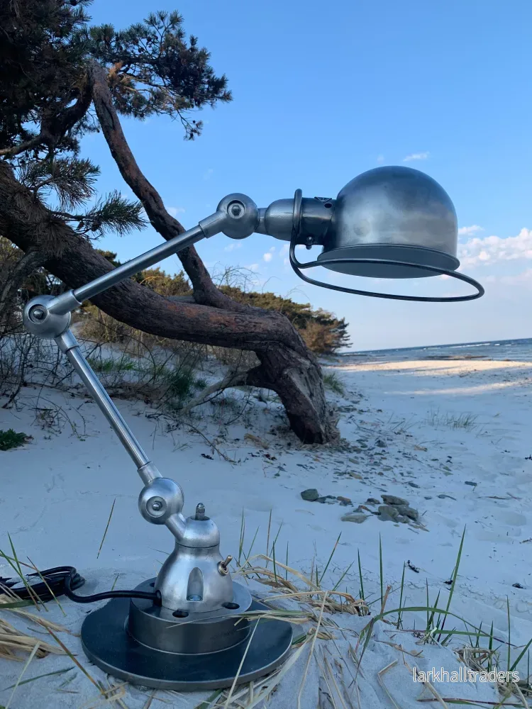 Jieldé bordslampa med 2 armar Jieldé bordslampa med 2 armar