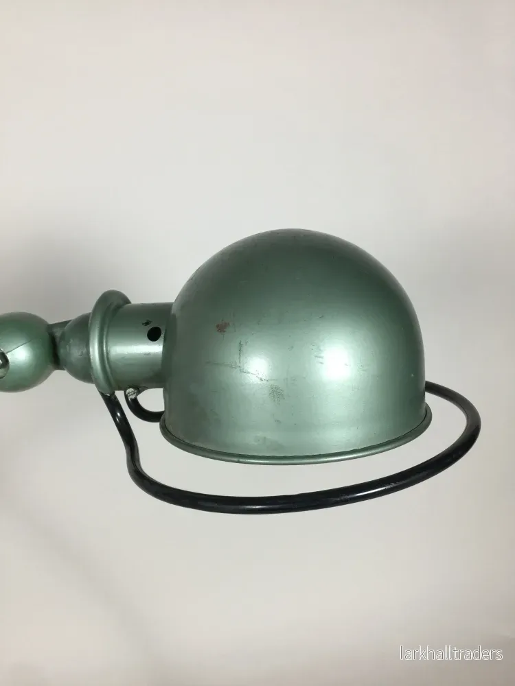 Jieldé Bordslampa i en läcker grön färg och med strömbrytare - Bild 3