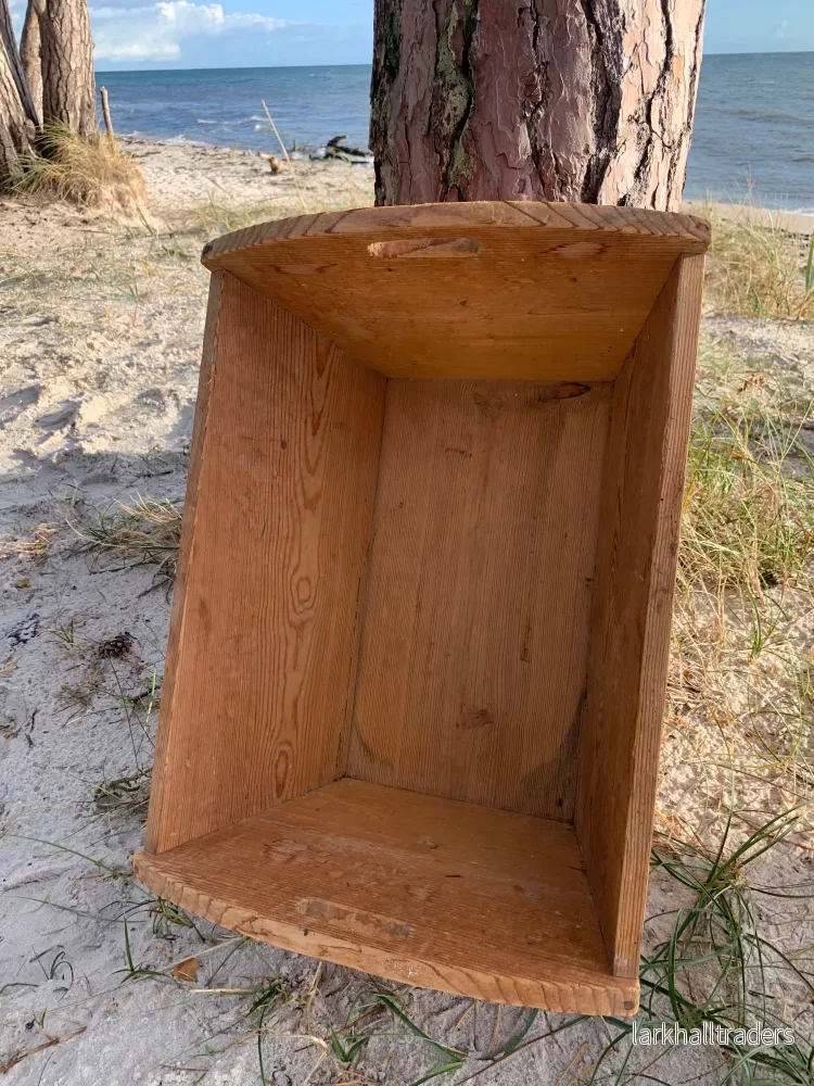Trälåda med handtag