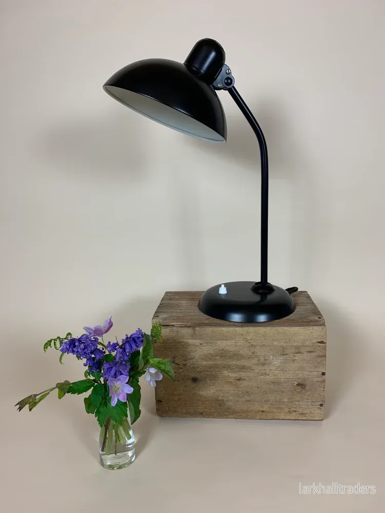 Kaiser Idell 6556 – Svart Kaiser Idell 6556 – Svart