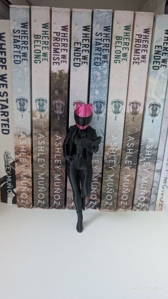 Hyllfigur - Reading Biker Girl Medium - Bild 2