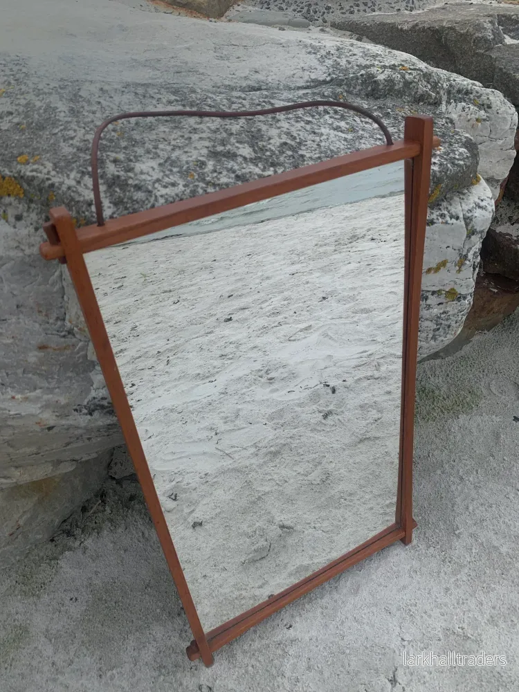 Spegel med läckra detaljer - Bild 2