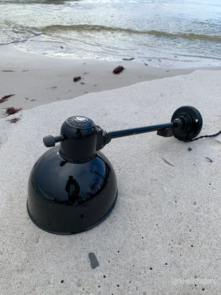 Kaiser Idell 6723 vägglampa - Svart