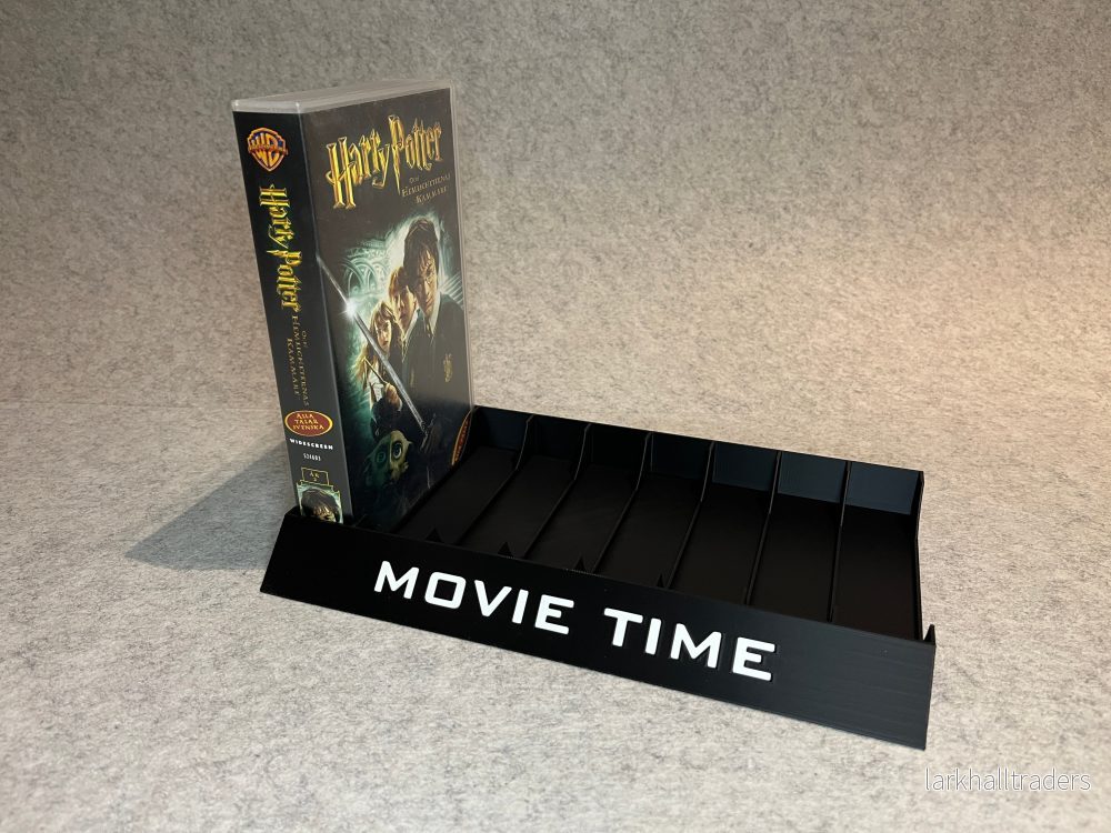 VHS-hållare för 8 filmer – MOVIE TIME VHS-hållare för 8 filmer – MOVIE TIME