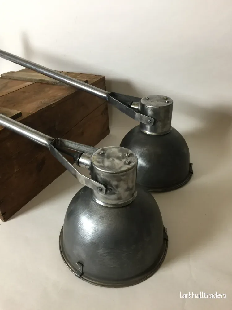 Vacker lampa med fin patina (priset är per styck) - Bild 2