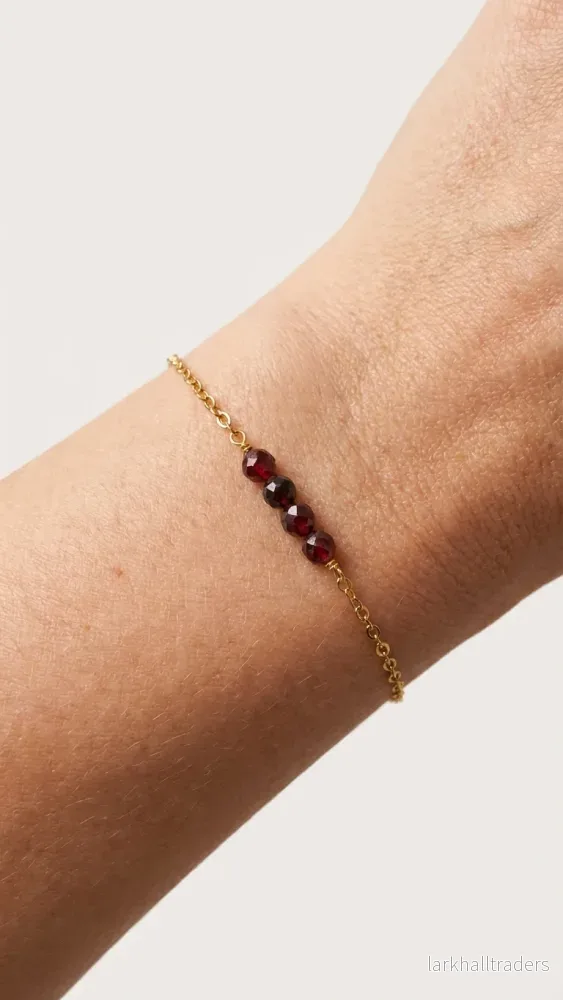 Armband med granat i rostfritt stål - Bild 2