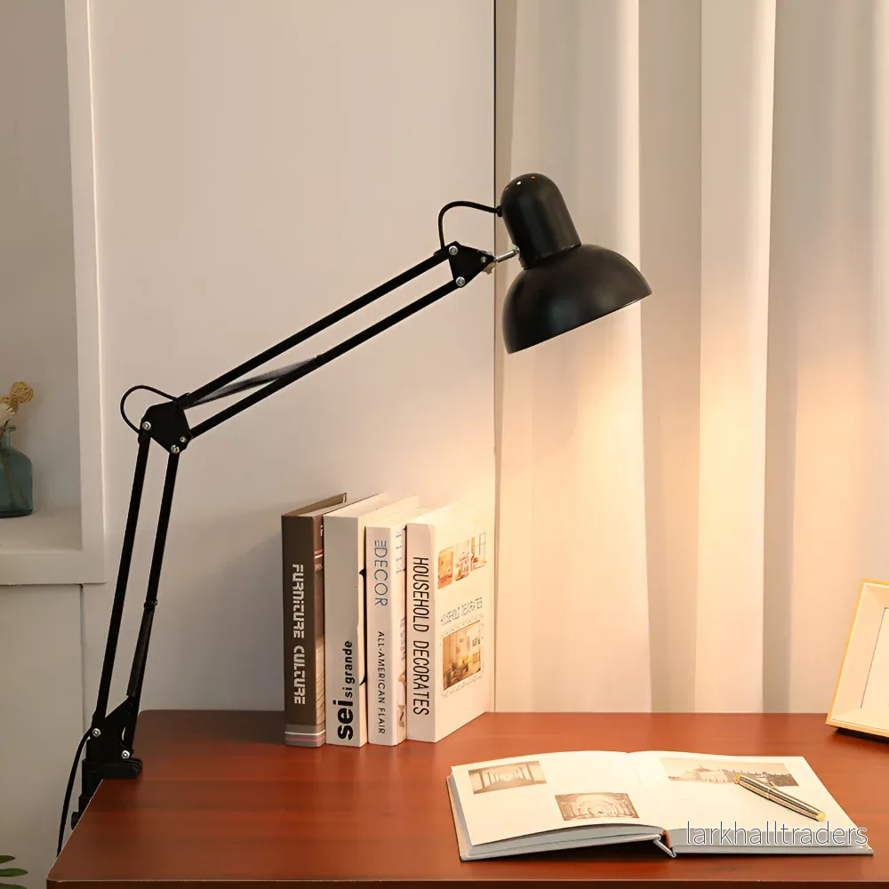 FlexiGlow Clip – Justerbar Skrivbordslampa med Lång Arm FlexiGlow Clip – Justerbar Skrivbordslampa med Lång Arm