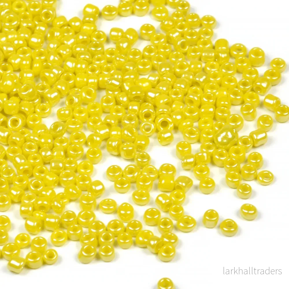 Seed Beads, 2mm, lustered gul, 30g Seed Beads, 2mm, lustered gul, 30g