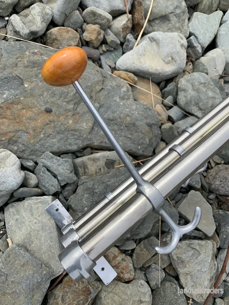 Hylla med hattkrok - Bild 2