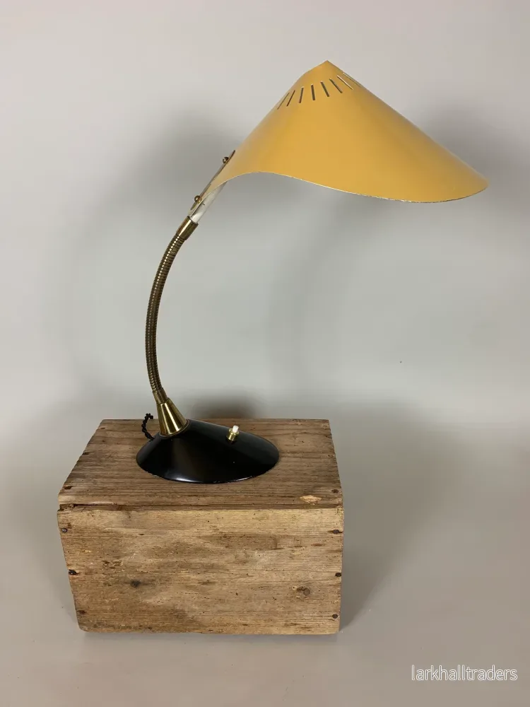 Cobra lampa från Cossack Cobra lampa från Cossack