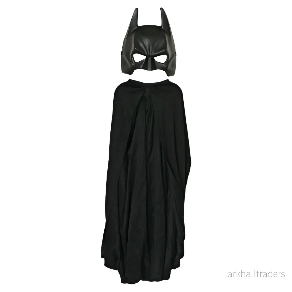 Mask & mantel, Batman barn Mask & mantel, Batman barn